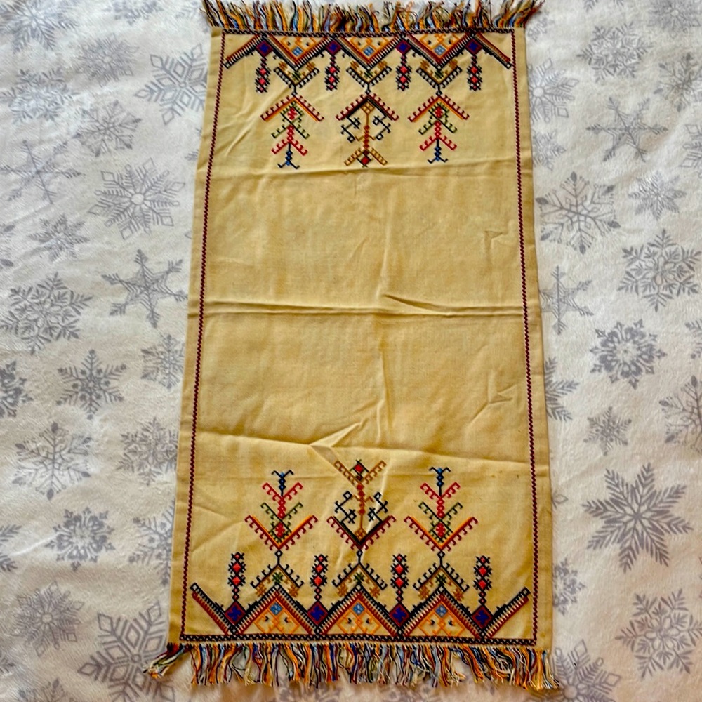 Vintage Greek Cretan Table Runner - Picture 1 of 4